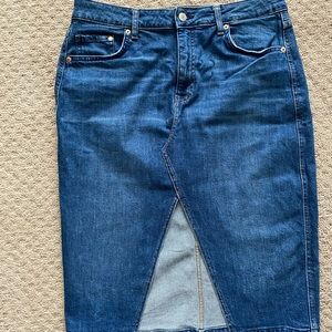 HM denim skirt size 14 below the knee